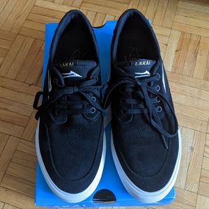 Lakai Riley 3 EUC in box